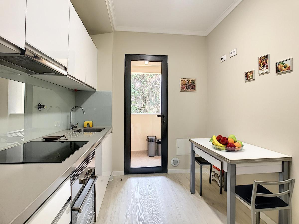 Apartment Lotus By Lovelystay Funchal  Buitenkant foto